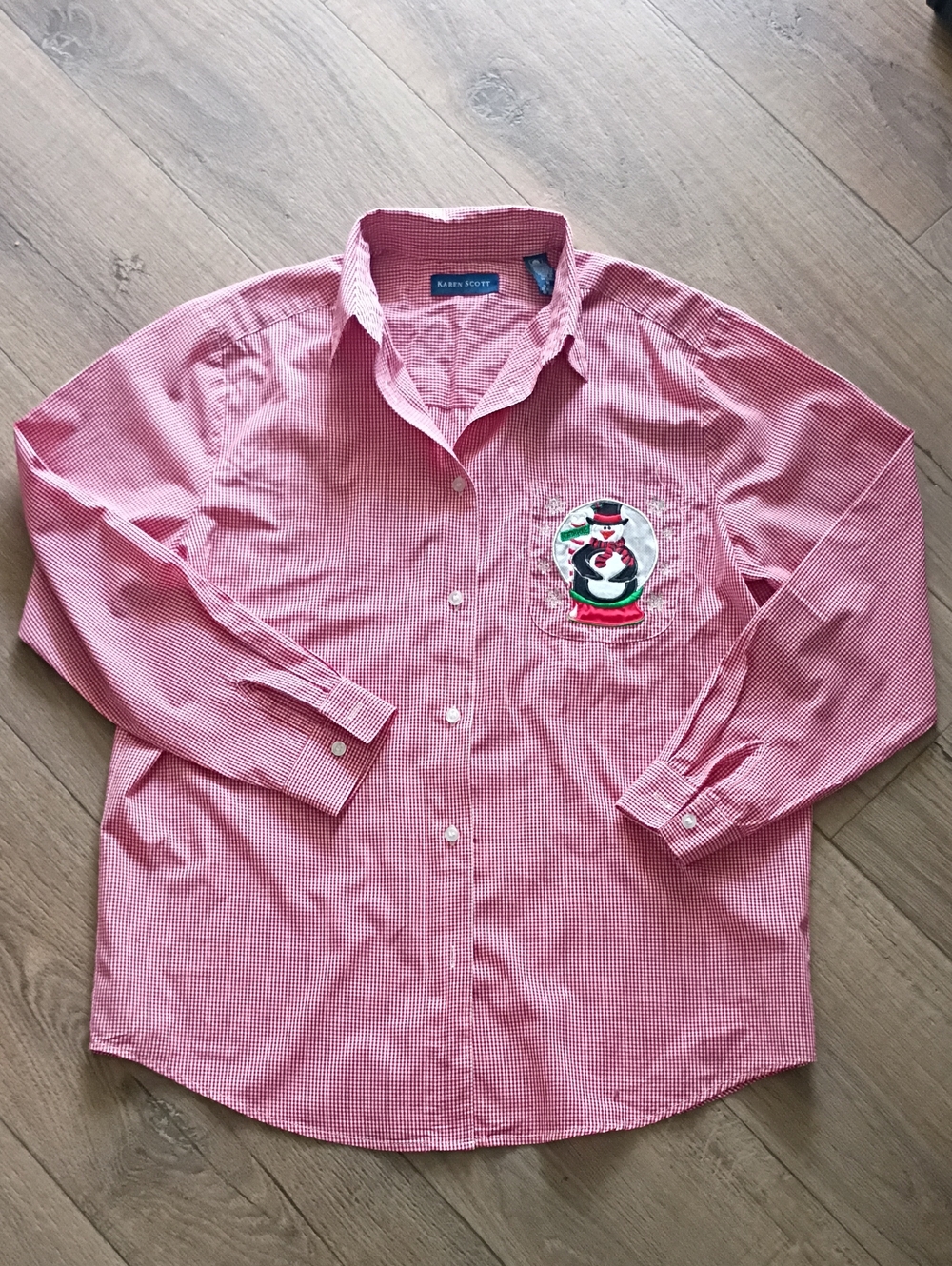Gingham Snow Globe Button-Up Shirt Vintage